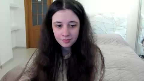 Kate online show from February 2, 9:19 am