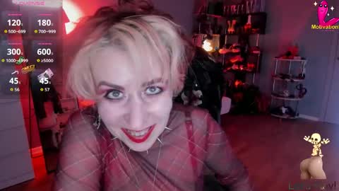 Snapshot of ginamiracle chatting on April 21, 6:44 pm Gina Moor online show from April 21, 6:44 pm