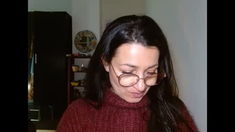 GinaONeon online show from January 8, 8:50 pm