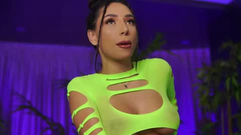 Gina online show from April 4, 7:22 pm