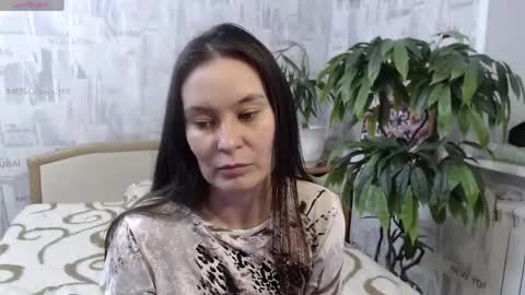Snapshot of ginaxsoulah__ chatting on May 31, 2:13 pm ginaxsoulah online show from May 31, 2:13 pm