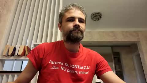 Snapshot of gindrie chatting on February 3, 4:14 am Gabriel online show from February 3, 4:14 am