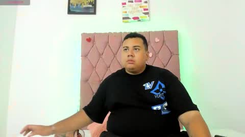 Gine online show from October 25, 4:20 am