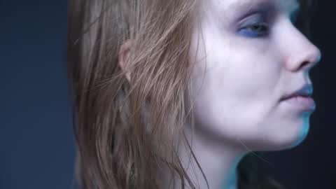 Snapshot of ginger_hugs chatting on November 3, 9:59 pm im expecting 350 thumbs up on my altar online show from November 3, 9:59 pm