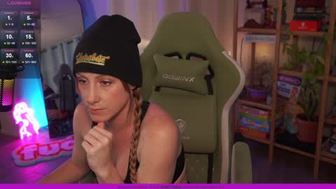 Snapshot of ginger_little chatting on January 9, 3:55 pm ginger online show from January 9, 3:55 pm