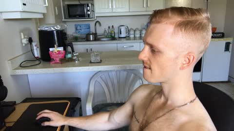 Snapshot of gingerboy_69 chatting on January 9, 10:52 am Jay online show from January 9, 10:52 am