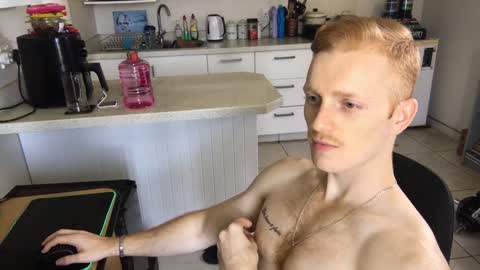 Snapshot of gingerboy_69 chatting on January 29, 10:16 am Jay online show from January 29, 10:16 am