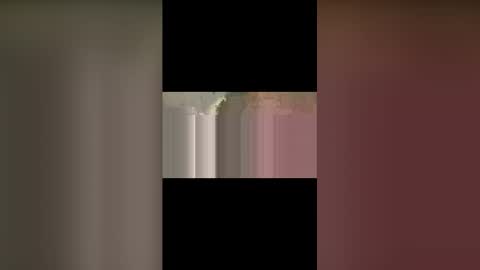 Snapshot of gingered7 chatting on March 24, 1:10 am gingered7 online show from March 24, 1:10 am