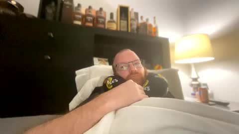 gingerginger111 online show from April 25, 2:25 am