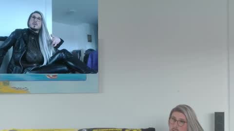 Snapshot of gingerpink1911 chatting on November 28, 12:30 pm GingerPink online show from November 28, 12:30 pm