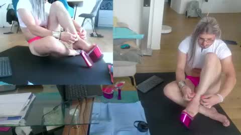 Snapshot of gingerpink1911 chatting on June 13, 12:36 pm GingerPink online show from June 13, 12:36 pm