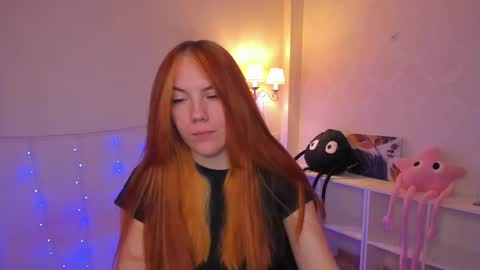 Snapshot of gingerr_pie chatting on October 7, 6:27 pm gingerr_pie online show from October 7, 6:27 pm
