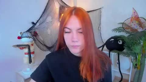 Snapshot of gingerr_pie chatting on November 10, 6:40 pm gingerr_pie online show from November 10, 6:40 pm