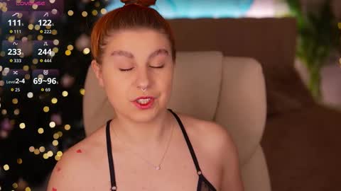 Snapshot of gingerrpink chatting on January 15, 7:24 am Ginger Pink online show from January 15, 7:24 am