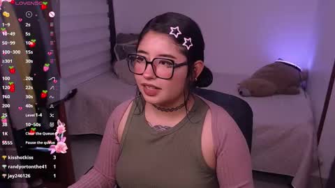 ginmeowuwu online show from March 5, 7:21 pm