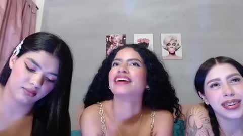 ginnifer_goodwin online show from November 6, 1:34 pm