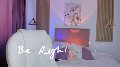 Snapshot of ginnywett chatting on February 9, 1:46 pm Kendall online show from February 9, 1:46 pm