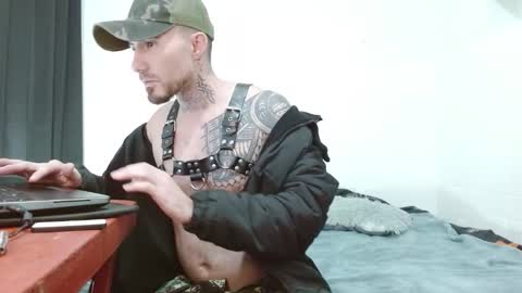 gino_vallen online show from September 12, 11:48 pm
