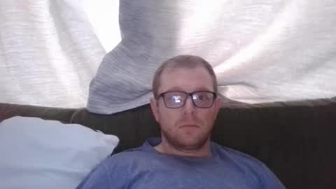 Snapshot of ginwood chatting on December 14, 12:21 pm ginwood online show from December 14, 12:21 pm