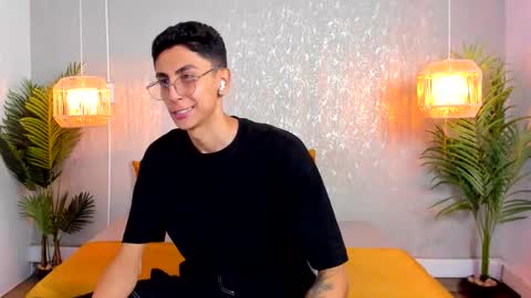 Gio Carangi online show from February 10, 3:54 am