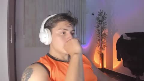 GioRusso online show from August 1, 12:54 am