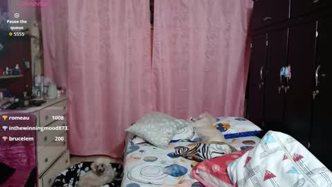 Mary online show from November 26, 5:08 am