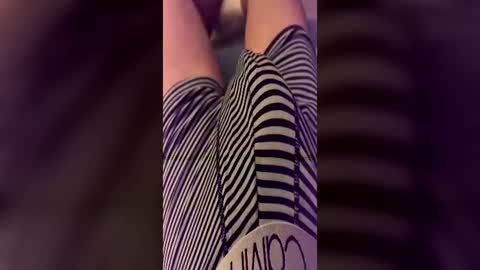giovaa23 online show from June 12, 8:52 pm