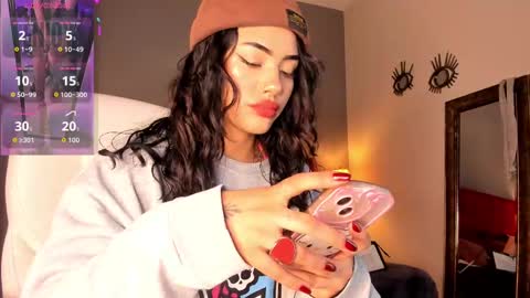 Giovanna  online show from October 8, 4:43 am