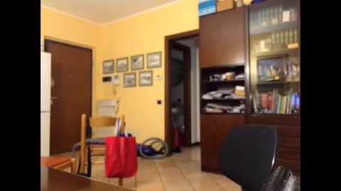 Snapshot of giovanni_1964 chatting on April 6, 3:15 am giovanni_1964 online show from April 6, 3:15 am