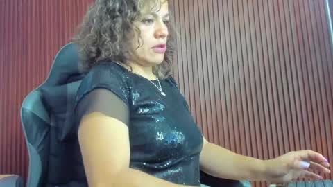 Snapshot of gipsela_gomez chatting on February 2, 9:19 am G I S E P L A online show from February 2, 9:19 am