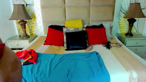 Gipsy online show from November 4, 8:30 pm