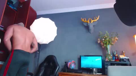 piggy boy online show from October 24, 3:41 pm