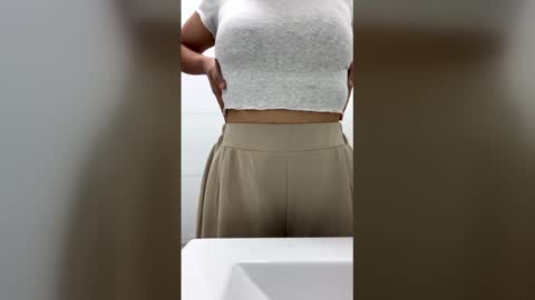 girl433 online show from December 16, 2:00 pm