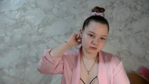 girl_cute07 online show from April 14, 5:30 pm