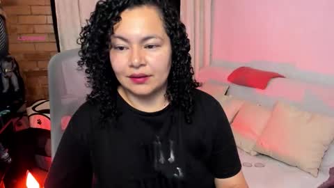 girl_inline online show from January 13, 3:01 am