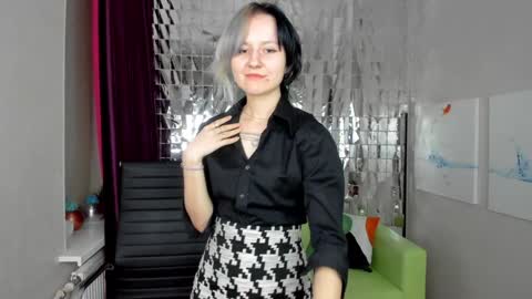 girl_next_doorr online show from February 5, 12:27 pm