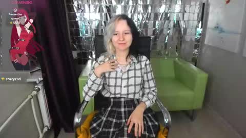 girl_next_doorr online show from March 8, 12:09 pm
