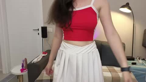 Girlfriend online show from April 17, 3:37 pm