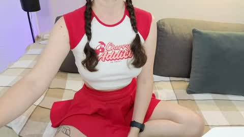 Snapshot of girlfrend10 chatting on May 23, 3:27 pm Girlfriend online show from May 23, 3:27 pm