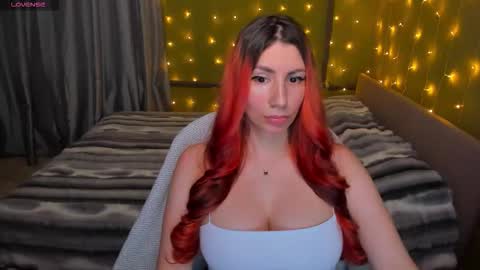 Meowww online show from November 28, 6:10 pm