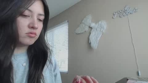 Jasmine online show from October 22, 4:40 pm