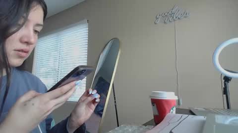 Jasmine online show from December 20, 4:14 pm