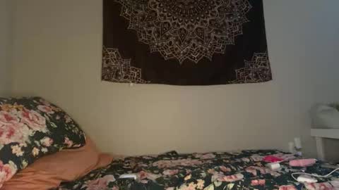 Camille online show from October 14, 1:45 pm