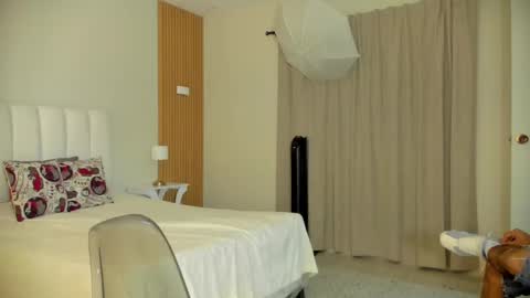 Snapshot of girlpinkxx chatting on November 9, 11:58 pm girlpinkxx online show from November 9, 11:58 pm