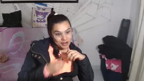 girlsex_hot online show from May 16, 3:03 am
