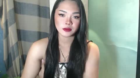 Snapshot of girlsweet_preciousxoxo chatting on November 17, 10:21 am Precious online show from November 17, 10:21 am