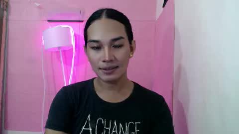 Rhaine online show from February 2, 8:02 am