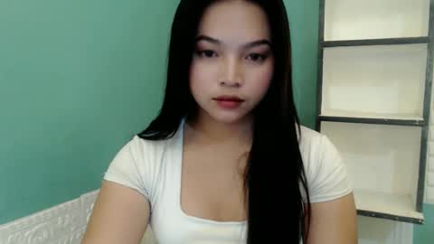 Rhaine online show from September 13, 5:02 pm