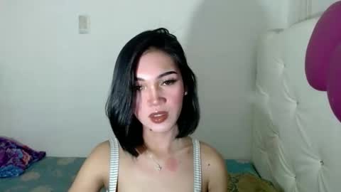 Snapshot of girlthatyouwantxx chatting on September 10, 6:46 am Divine online show from September 10, 6:46 am
