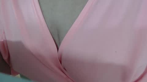 Snapshot of girlvictoria chatting on November 2, 9:44 am Victoria online show from November 2, 9:44 am